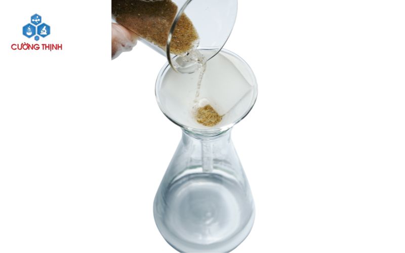 Màng giấy lọc giúp kiểm tra độ sạch của nước